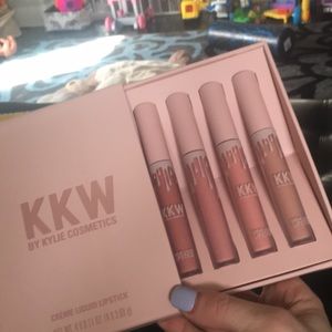 KKW CREME LIQUID LIPSTICK brand new